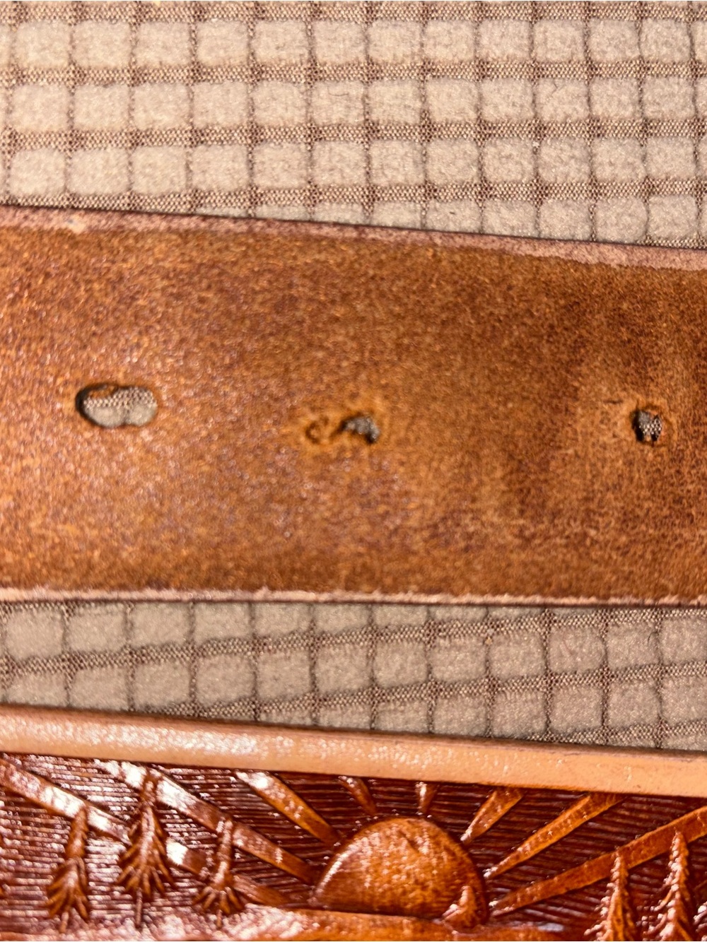 Boy Scout Tooled Brown Leather Belt with logo Buckle and designs marked size 50 - Picture 9 of 10